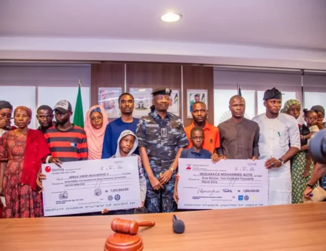 Families of fallen officers receive N22.98 billion from Nigeria Police.